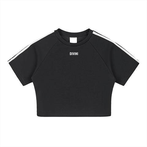 Black crop top with 'DIVINI Running Club' text and graphic front view